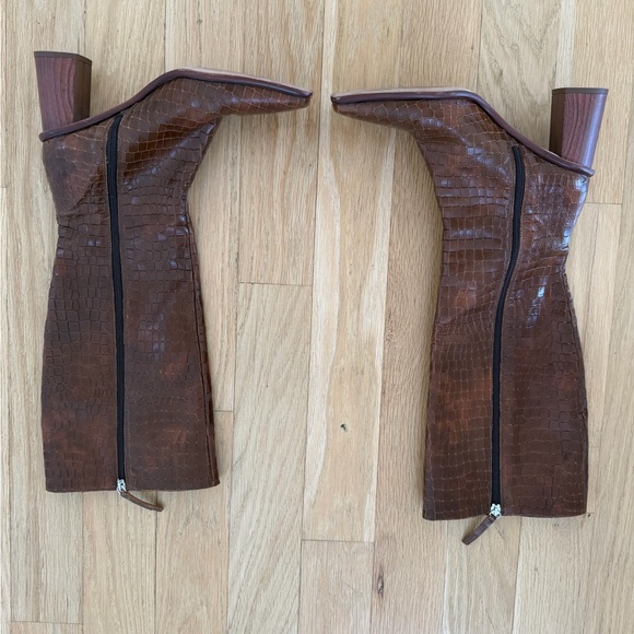 ALOHAS Brown Croc-Embossed Heeled Boots - Picture 3 of 5